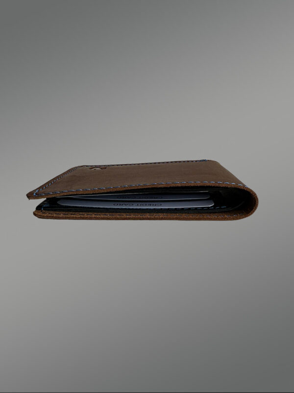 Mens Dual Shade Bi-Fold Wallet – Practical Features Meet Elegance - Image 9