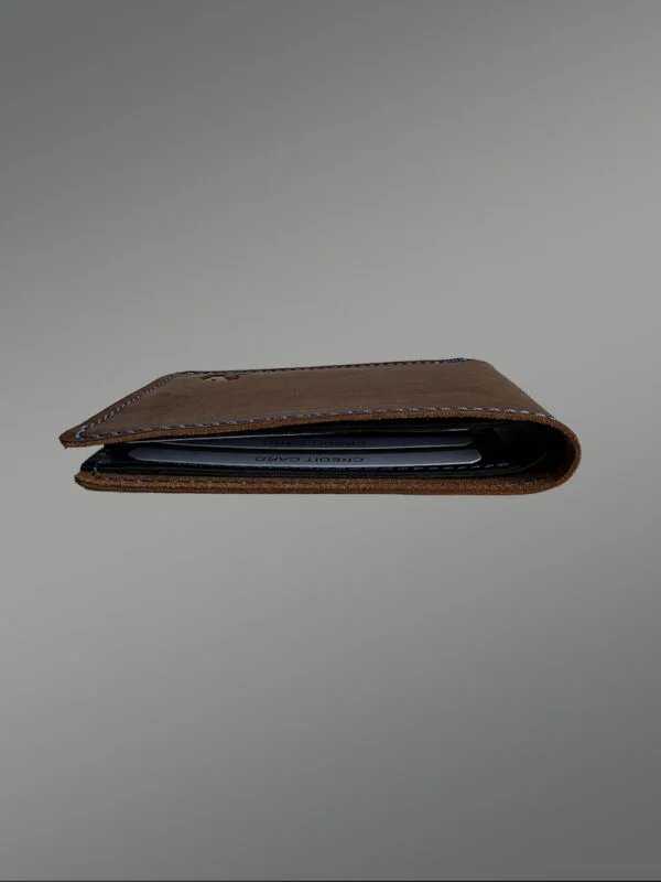 Mens Dual Shade Bi-Fold Wallet – Practical Features Meet Elegance - Image 9