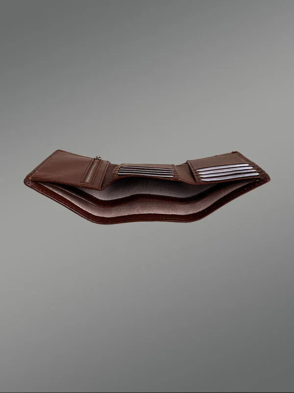 Tri-Fold Genuine Leather Wallet For Maximum Convenience - Image 8