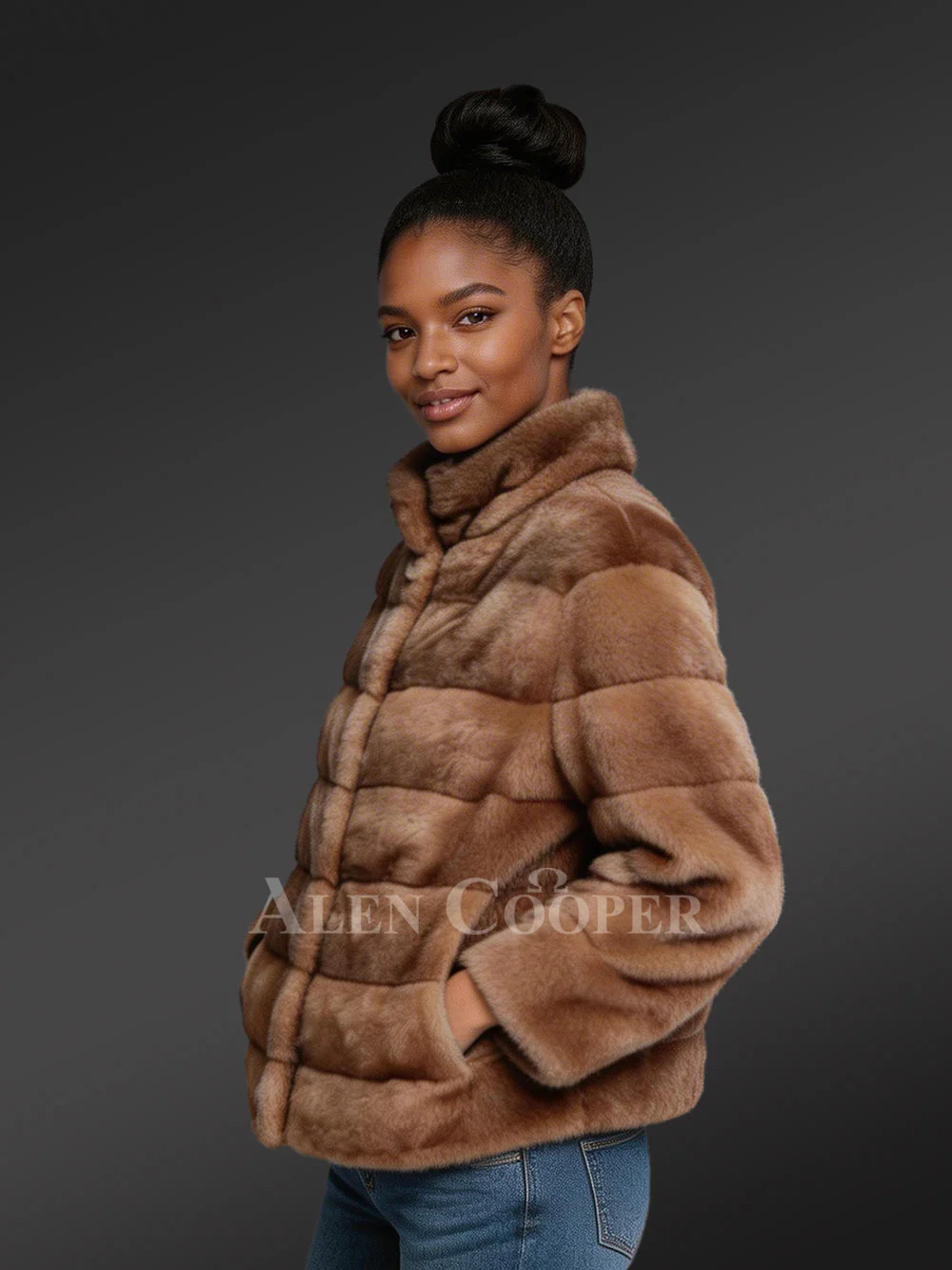 Womens Short Mink Fur Jacket – Trendy Looks with Optimum Comfort - Image 3