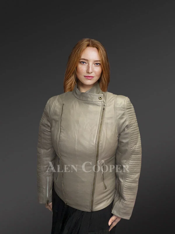 Womens Stylish Moto Jacket with an Exquisite Thermal Vibe - Image 2