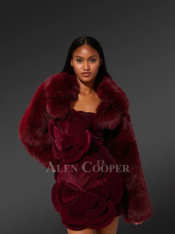 Women’s Trendy Short Bolero Jacket in Burgundy - Image 2