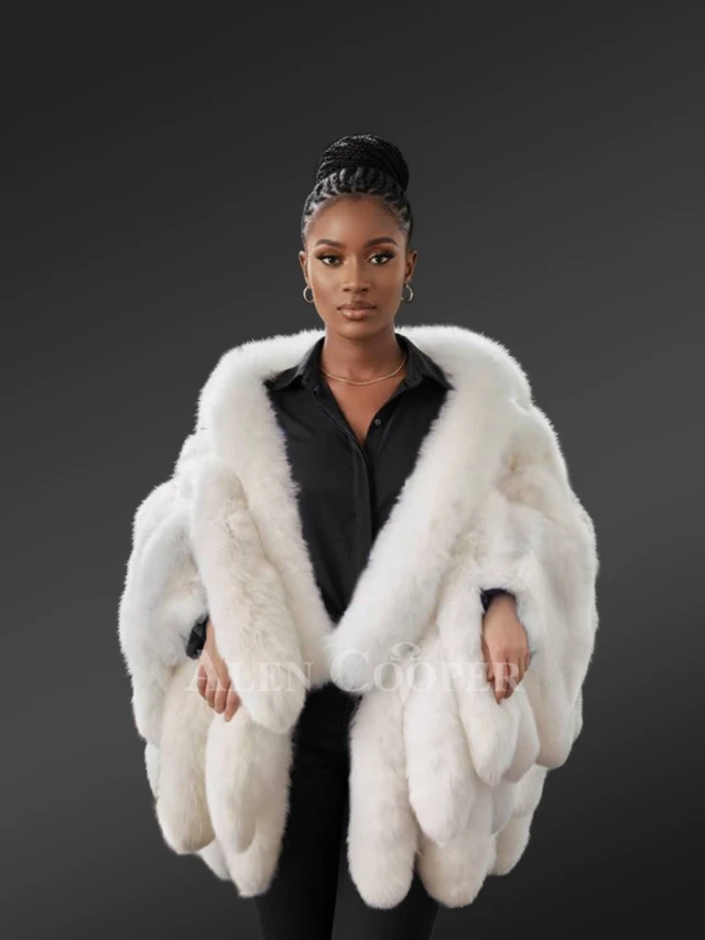 Women’s Celeb Style Fox Fur Cape