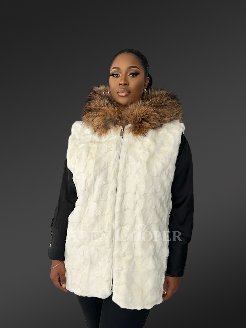 Women’s Mink Hooded Vest in White