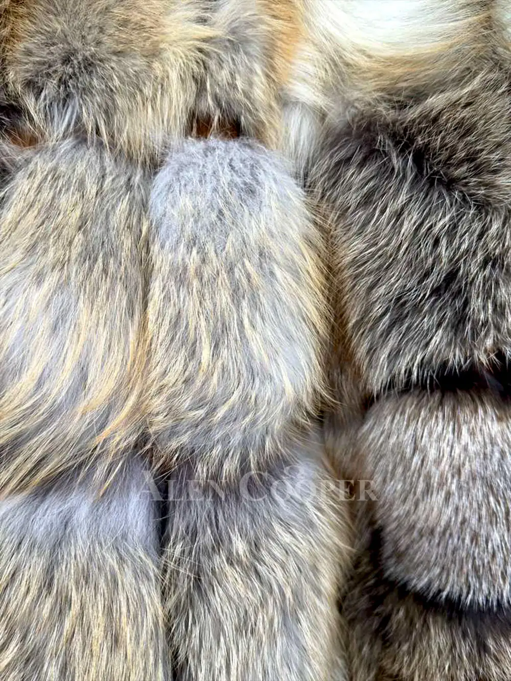 Men’s Luxurious Golden Island Fox Jacket (6)