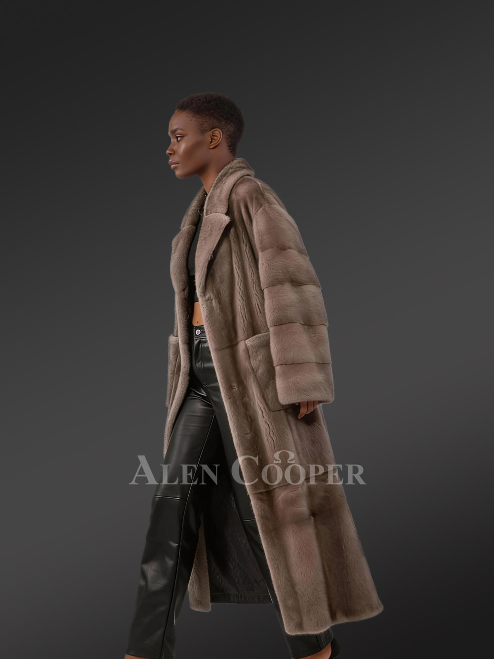 Women’s Full Pelt Mink Coat - Image 2